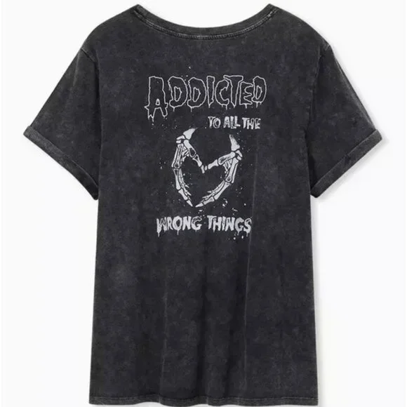 Torrid Size 5xl Skull Graphic Mineral Wash Black Tee - Picture 2 of 8